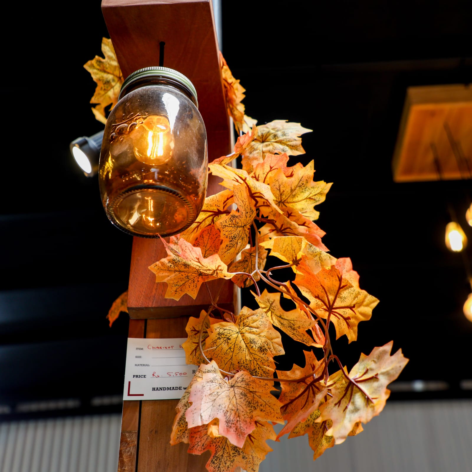 Charikot Wall Light